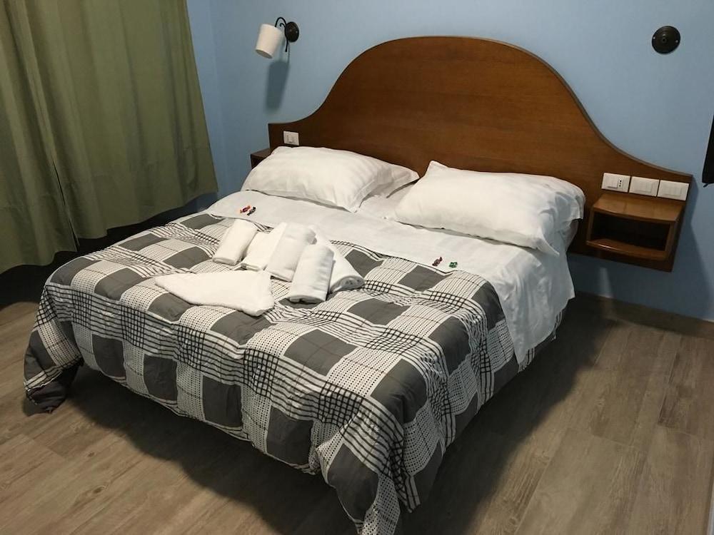 Pensione Paradise Рим Экстерьер фото